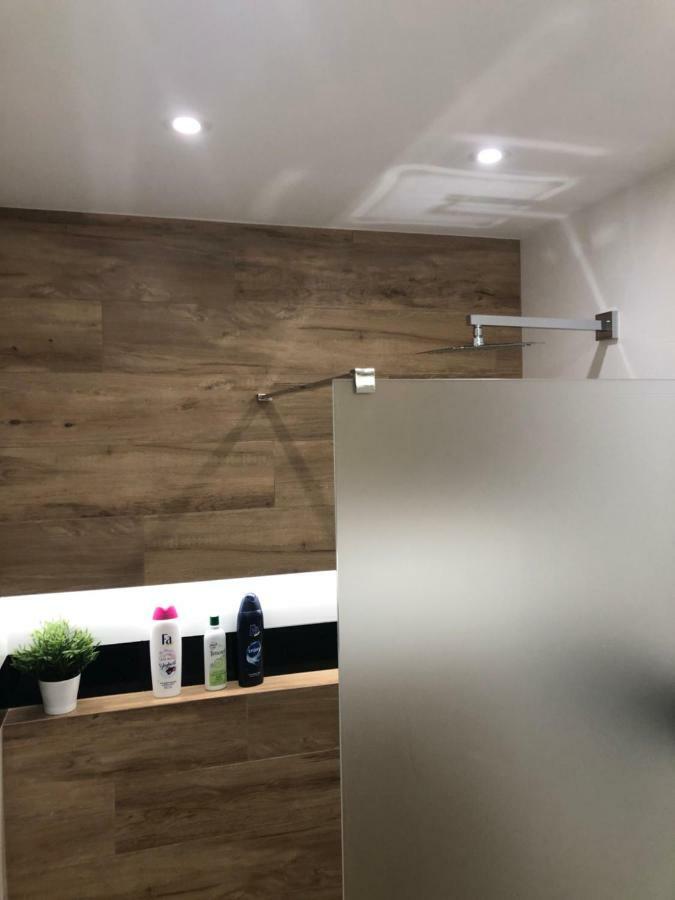 Klimatyzowany Apartament Roma Z Garazem Podziemnym Kielce Extérieur photo