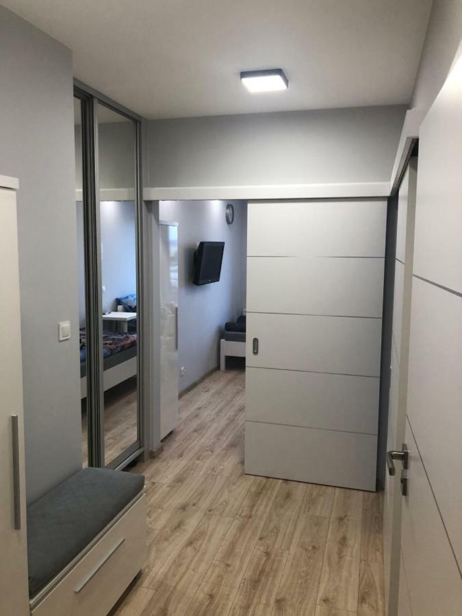 Klimatyzowany Apartament Roma Z Garazem Podziemnym Kielce Extérieur photo