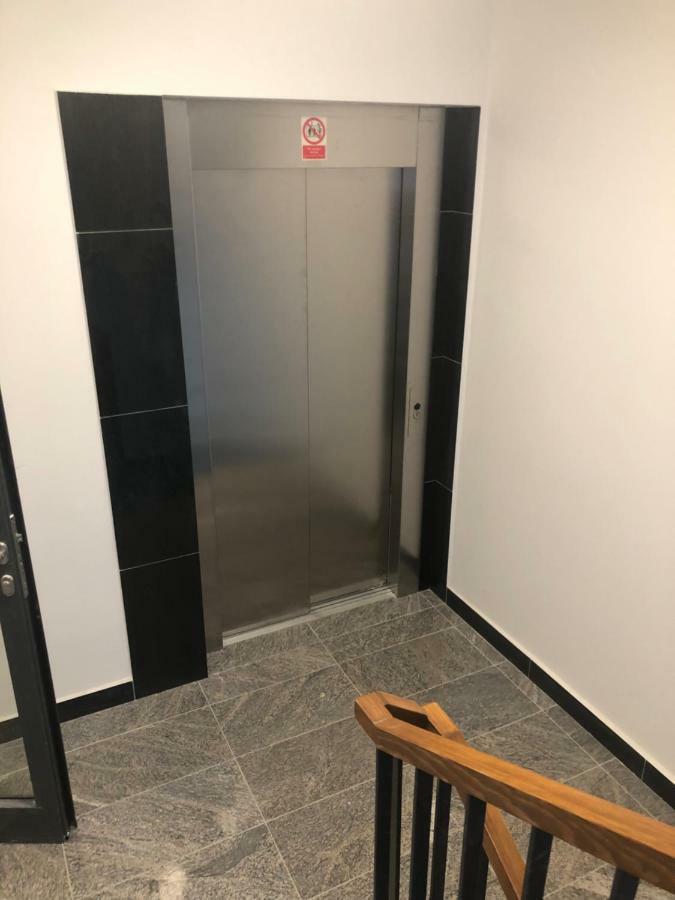 Klimatyzowany Apartament Roma Z Garazem Podziemnym Kielce Extérieur photo
